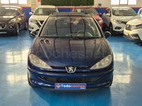 Usado Peugeot 206 90 CV (66 kW) 2003 Azul Berlina