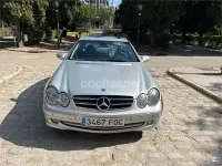 Usado Mercedes CLK270 Avantgarde 170 CV (125 kW) 2003 Gris / plata Coupe