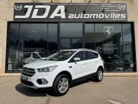 Usado Ford Kuga Trend 120 CV (88 kW) 2019 Blanco SUV