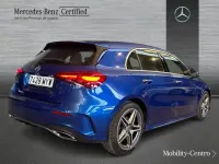 Usado Mercedes A180 116 CV (85 kW) 2025 Azul espectra Berlina