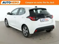 Nuevo Toyota Yaris Active 116 CV (85 kW) 2026 Blanco Utilitario