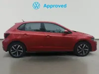 Usado VW Polo Life 95 CV (69 kW) 2022 Rojo Utilitario