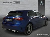 Usado Mercedes A180 AMG line 116 CV (85 kW) 2024 Azul espectra Berlina