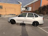 Usado Seat Cordoba Stella 68 CV (50 kW) 2001 Gris / plata Berlina