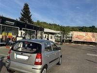 Usado Kia Picanto LX 61 CV (44 kW) 2006 Gris / plata Utilitario