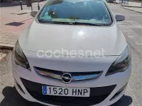 Usado Opel Astra Selective 115 CV (84 kW) 2013 Blanco Familiar