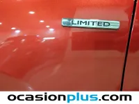 Usado Renault Clio LIMITED 90 CV (66 kW) 2018 Rojo Utilitario