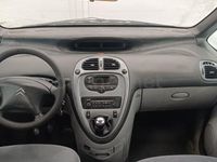 Usado Citroën Xsara Picasso 90 CV (66 kW) 2003 Marrón Monovolumen