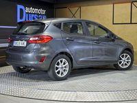 Usado Ford Fiesta Trend 86 CV (63 kW) 2019 Gris Utilitario