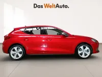 Usado Seat Leon FR 130 CV (95 kW) 2023 Rojo Berlina