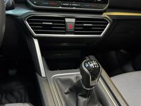 Usado Seat Leon Style 115 CV (84 kW) 2025 Gris/plata