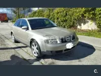 Usado Audi A4 130 CV (95 kW) 2002 Beige Berlina