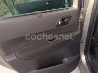 Usado Peugeot 3008 Sport 110 CV (80 kW) 2009 Beige Familiar