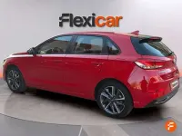 Usado Hyundai i30 120 HP (88 kW) 2021 Vermelho Citadino