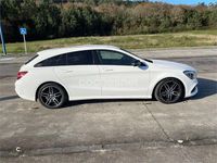 Usado Mercedes CLA220 Shooting Brake 177 CV (130 kW) 2018 Blanco Familiar