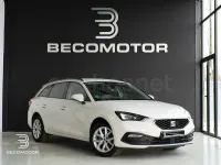 Usado Seat Leon FR 150 CV (110 kW) 2022 Blanco Familiar