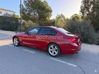 Usado BMW 318 143 CV (105 kW) 2012 Rojo Berlina