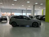 Usado BMW 116 M Sport 170 HP (125 kW) 2025 Cinzento Citadino