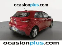Usado Kia Rio 84 CV (61 kW) 2022 Rojo