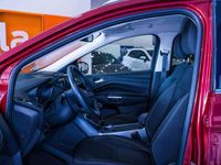 Usado Ford Kuga Trend 120 CV (88 kW) 2019 Rojo rubí SUV