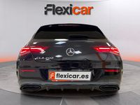 Usado Mercedes CLA200 Shooting Brake 163 CV (119 kW) 2021 Negro Familiar
