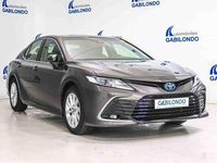 Usado Toyota Camry Advance 218 CV (160 kW) 2021 Marrón Berlina