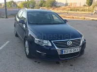 Usado VW Passat Advance 105 CV (77 kW) 2010 Azul Familiar