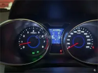 Usado Hyundai Veloster Sport 140 CV (102 kW) 2013 Gris / plata Utilitario