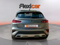 Usado Kia XCeed 141 CV (103 kW) 2021 Gris SUV