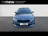 Usado Skoda Fabia Selection 80 CV (58 kW) 2024 Gris graphite metali Utilitario
