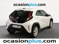 Usado Toyota Aygo X Play 72 CV (52 kW) 2024 Blanco SUV
