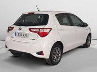 Usado Toyota Yaris Hybrid Active 100 CV (73 kW) 2018