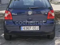 Usado VW Polo Conceptline 65 CV (47 kW) 2004 Azul Utilitario