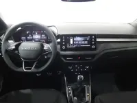 Usado Skoda Fabia 95 CV (69 kW) 2025 Gris plata Utilitario
