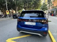 Usado VW T-Cross Advance 110 CV (80 kW) 2023 Azul SUV