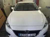 Usado Mazda 3 Style 150 CV (110 kW) 2015 Blanco Utilitario