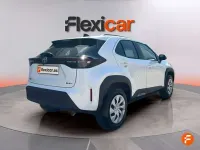 Nuevo Toyota Yaris Cross Active 131 CV (96 kW) 2026 Blanco SUV