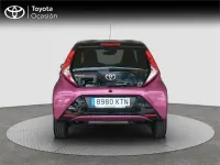 Usado Toyota Aygo X-cite 72 CV (52 kW) 2019 Violeta / lila Utilitario