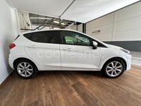 Usado Ford Fiesta Trend 102 CV (75 kW) 2022 Blanco Berlina