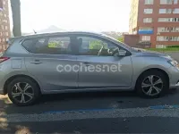 Usado Nissan Pulsar Acenta 110 CV (80 kW) 2015 Gris / plata Utilitario