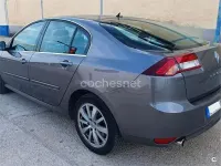 Usado Renault Laguna III Dynamique 130 CV (95 kW) 2012 Gris / plata Berlina
