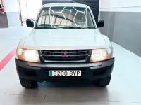 Usado Mitsubishi Montero 160 CV (117 kW) 2002 Gris / plata SUV