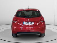 Usado Peugeot 208 Allure 111 CV (81 kW) 2017 Rojo Utilitario