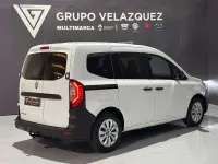 Usado Renault Kangoo 68 CV (50 kW) 2023 Blanco Monovolumen