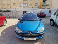 Usado Peugeot 206 70 CV (51 kW) 2002 Azul Berlina