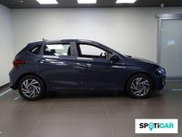 Usado Hyundai i20 101 CV (74 kW) 2024 Gris Utilitario