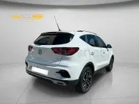 Usado MG ZS Luxury 111 CV (81 kW) 2024 Blanco SUV