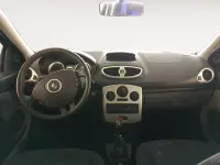 Usado Renault Clio Authentique 75 CV (55 kW) 2007 Blanco