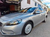 Usado Volvo V40 Momentum 120 CV (88 kW) 2015 Gris / plata Berlina