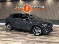 Usado VW T-Roc R-line 150 CV (110 kW) 2022 Gris / plata SUV